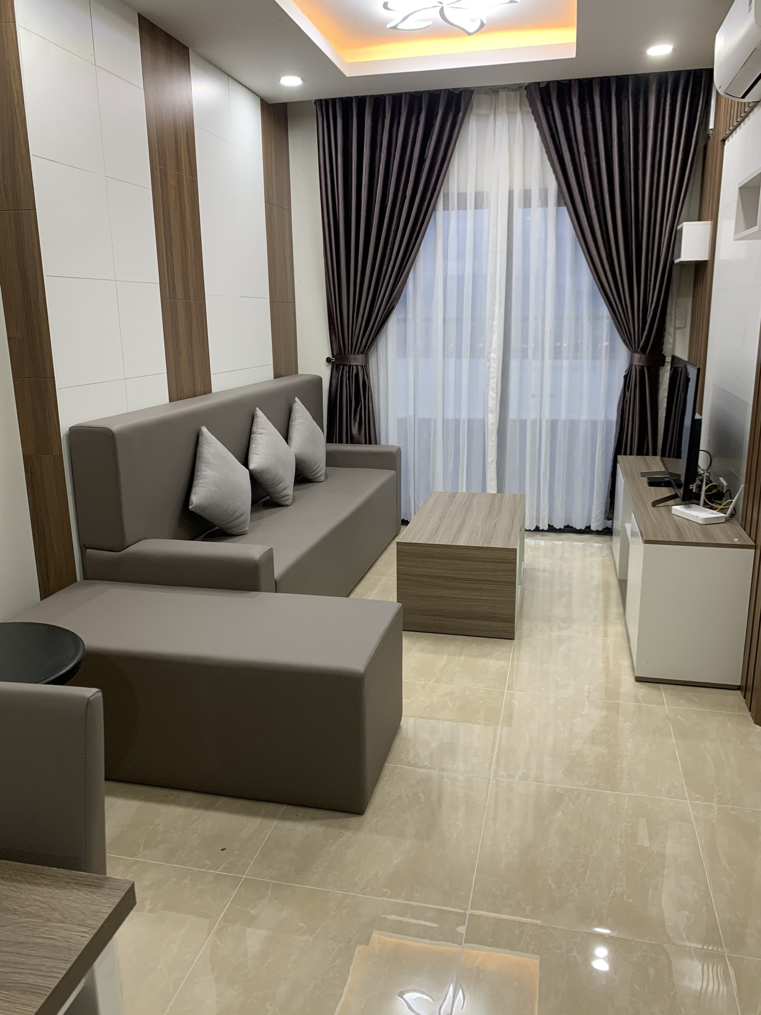 Cho thuê căn hộ Monarchy Đà Nẵng đầy đủ nội thất