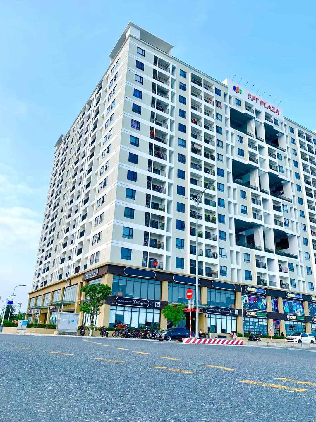 Cho thuê shophouse căn hộ cao cấp FPT Plaza2 giá rẻ tại Đà Nẵng.