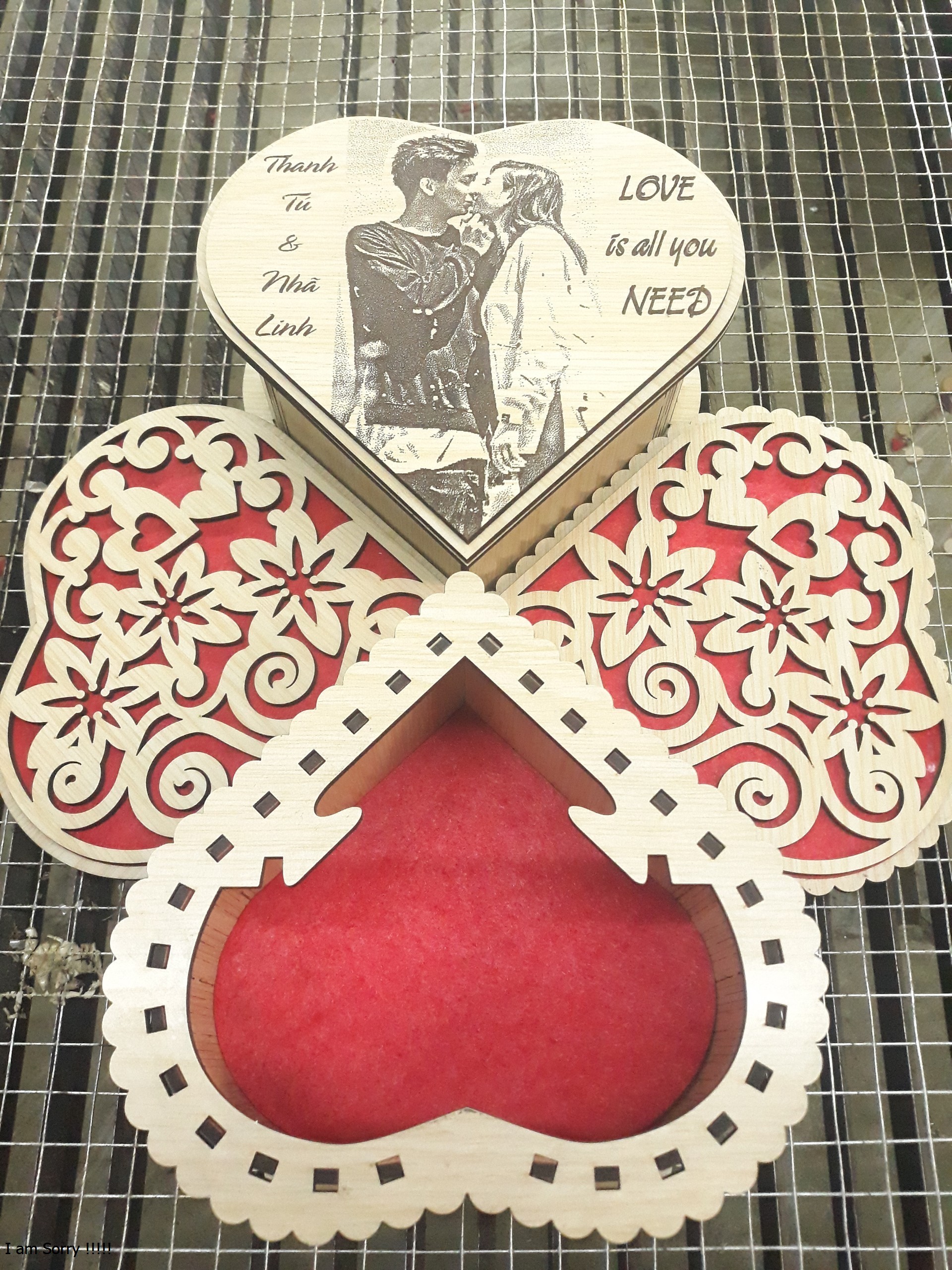 Hộp quà Valentine hình trái tim tặng người yêu thương