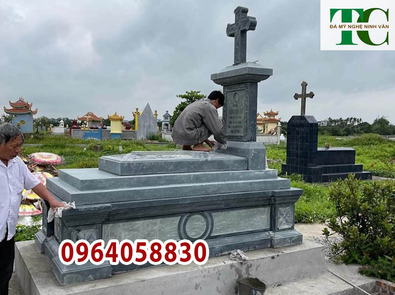 Hướng dẫn chọn xây mộ đá công giáo đẹp nguyên khối tại Thái Bình
