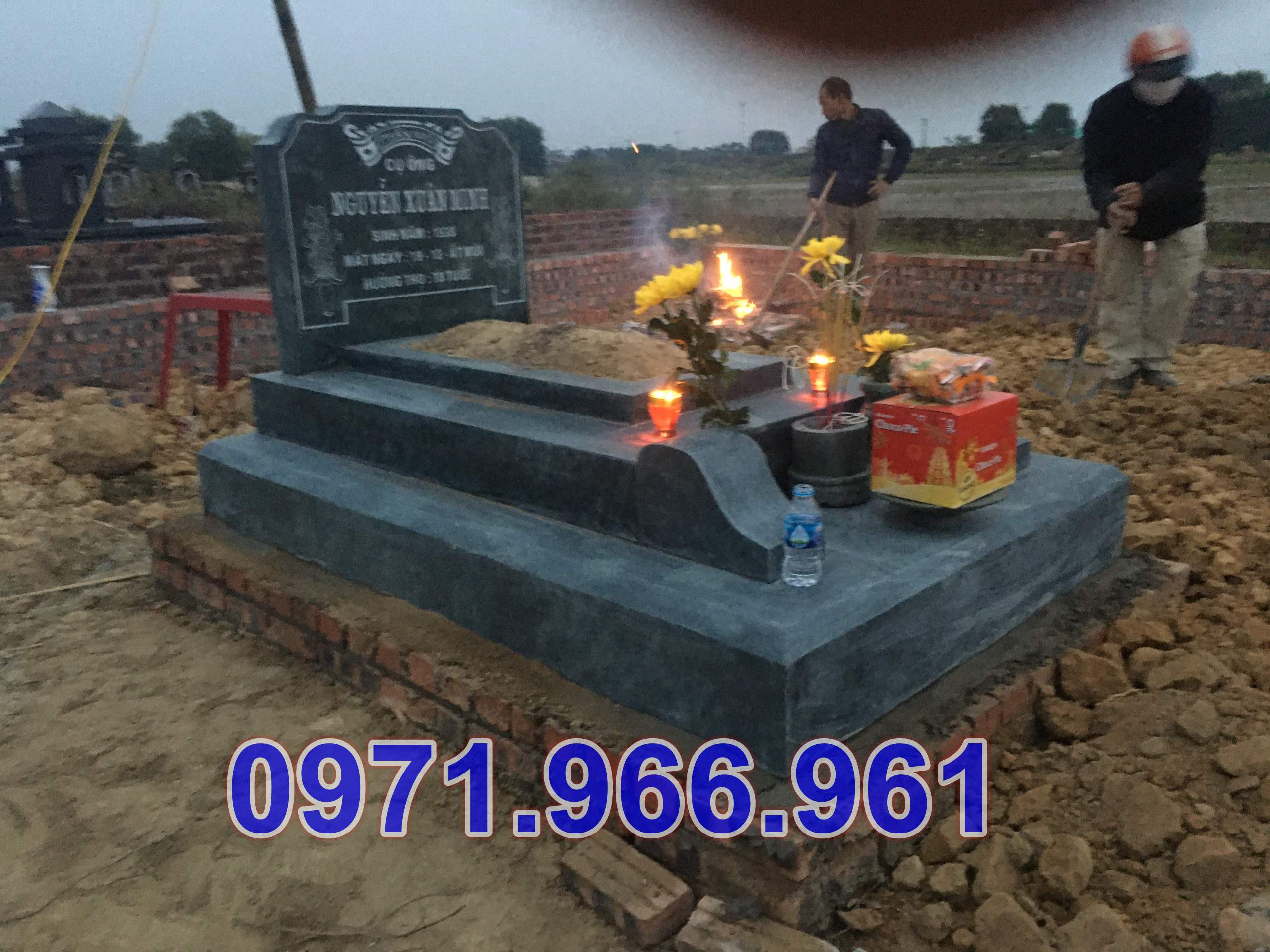 mẫu xây dựng mộ ông bà bố mẹ đá xanh đẹp bán bắc giang - 348