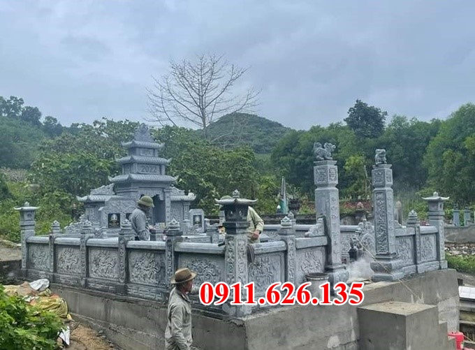 Mẫu lầu thờ long đình đá xanh tự nhiên nguyên khối bán tại Tiền Giang