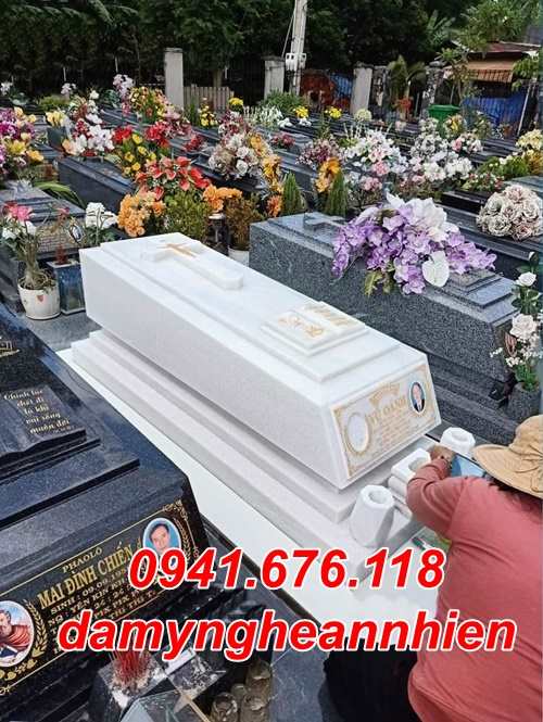 Giá bán mẫu mộ công giáo bằng đá đẹp tại Sài Gòn - UY TÍN GIÁ RẺ