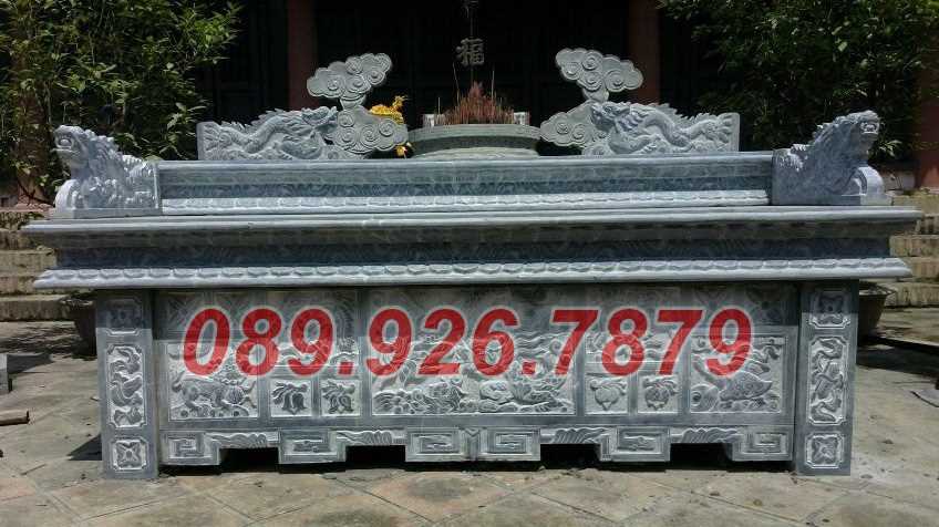 Mẫu bàn thờ đá đặt trước chánh điện chùa miếu bán Ninh Thuận