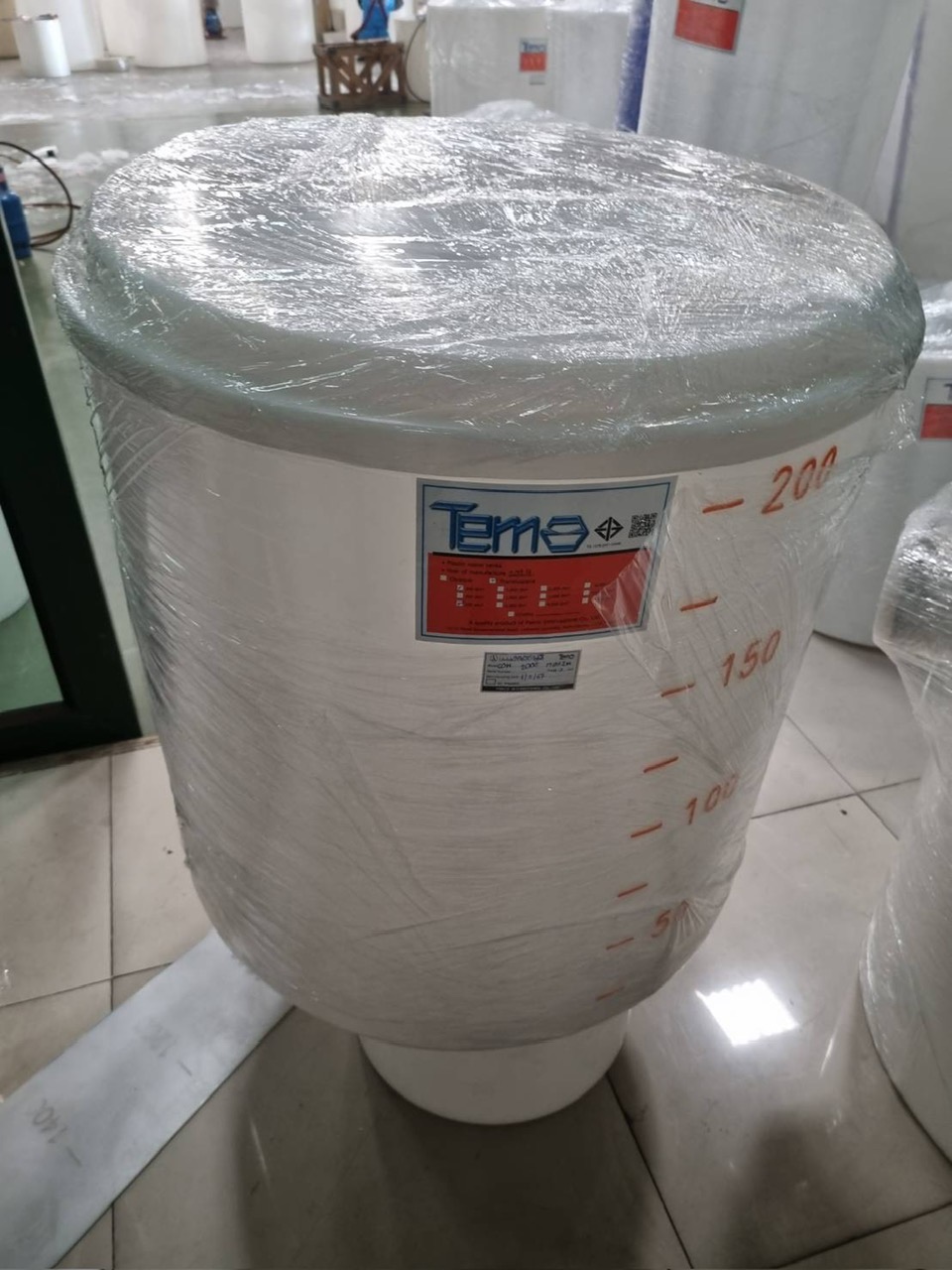 Bồn nhựa 200 L nắp hở đáy hình nón, PE tank TEMA Pakco Thailand
