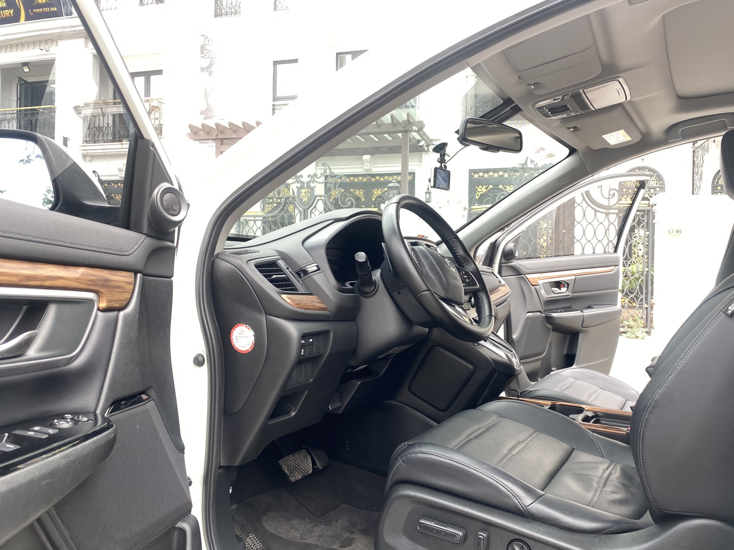 Honda CRV-L máy 1.5 Tubor nhập thái lan ngon bổ rẻ