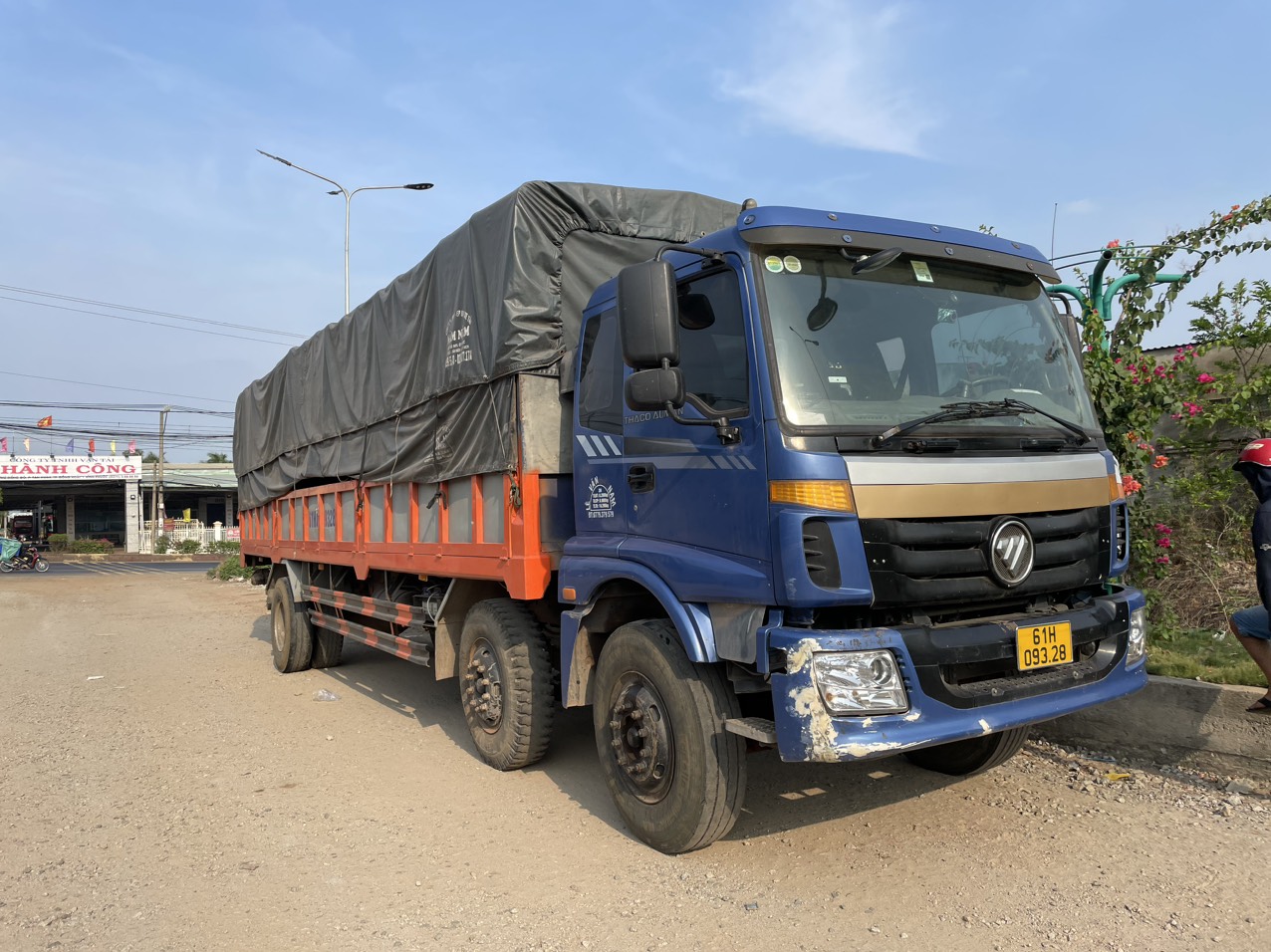 Bán xe tải Thaco Auman 9T2/9.2 tấn 3 chân 2 dí đời 2012 thùng 9m