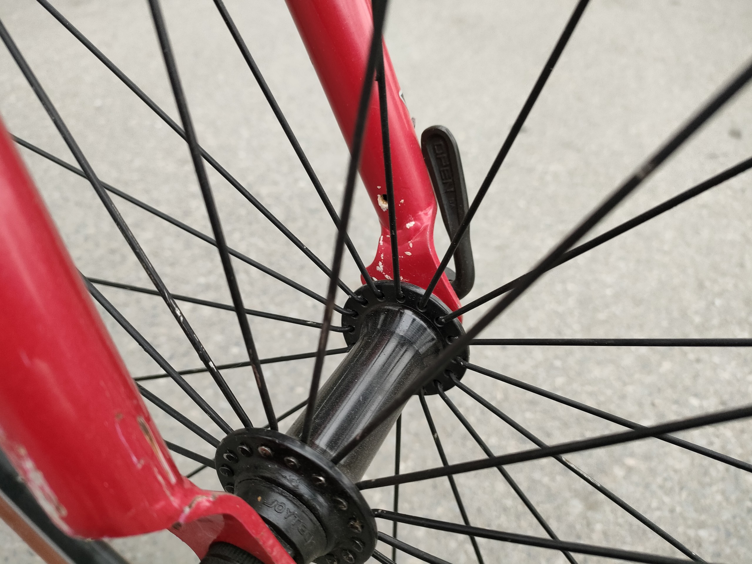 Xe đạp Nhật Bãi Luis Garneau màu đỏ Thanh Lý