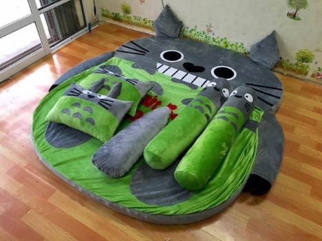 Nệm thú bông hình Totoro cực kì đáng yêu cho bé tại nha trang