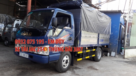 Bán xe tải thùng mui bạt Jac 2T4 vào thành phố , thùng dài 3m7