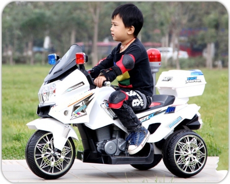 xe máy điện trẻ em kiểu dáng cảnh sát  tại nha trang