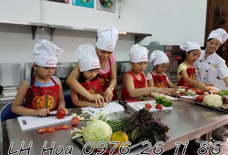Khóa Học Nấu Ăn Dành Cho Trẻ Em - Năng Động - Thân Thiện - Bổ Ích - An Toàn Cho Các Bé