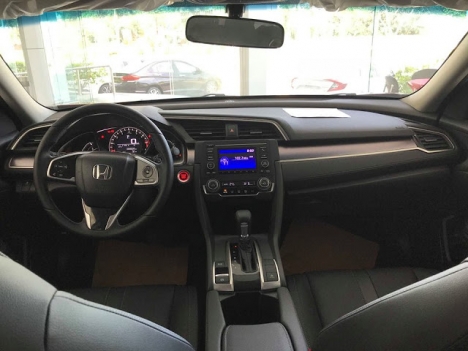 Bán Honda Civic đời 2018