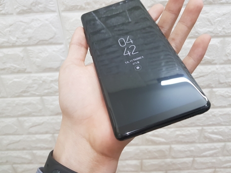 Kính cường lực Galaxy Note 8 Full keo kèm đèn UV