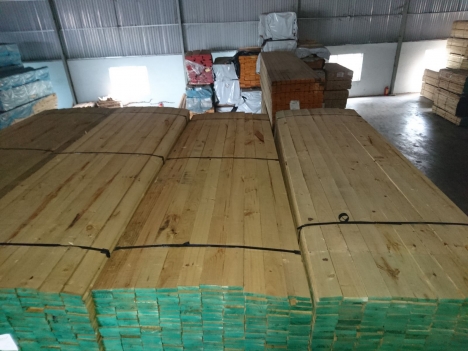 Chuyên phân phối cung cấp gỗ thông nhập khẩu tại đà nẵng