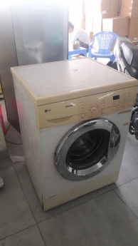 Máy giặt cửa ngang LG 7kg WD-80150TP, Giá 2.2 triệu