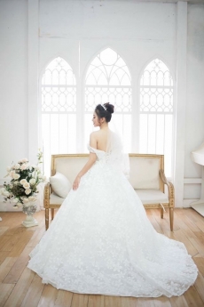 May váy cưới siêu đẹp theo mẫu khách hàng chọn, giá cả ưu đãi (liên hệ 0987655248)