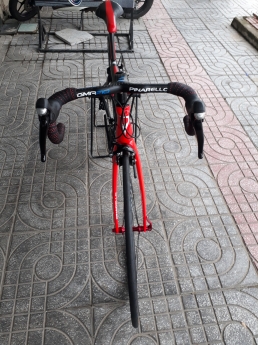 Xe đạp đua Pinarello DogMa 167 F10 5800 Đen đỏ