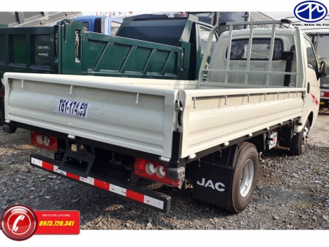 Xe tải nhẹ 1 tấn JAC X99 trả trước 40 triệu nhận xe ngay.