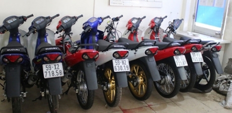 Chuyên bán các loại xe máy như: - HONDA SH - XIPO - SATRIA Lh: 0896.234.486 (A.Khoa)