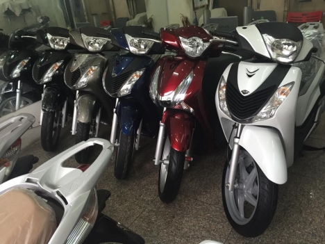 Chuyên bán các loại xe máy như: HONDA SH - XIPO - SATRIA Lh: 0775546960 ( A.Bảo )