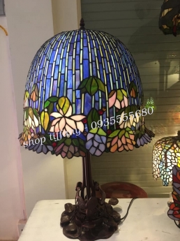 Đèn Bàn Tiffany Hoa Sen 18 inch
