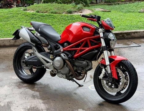 xe Ducati nhập khẩu giá rẻ Campuchia