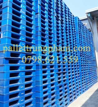 Pallet nhựa mới 100% cho xuất khẩu và lưu kho lh 0798621559