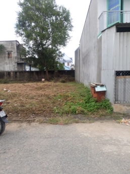 Chính chủ  239 m2 đất thổ cư đẹp vuông vắn gần đường quốc lộ 379, Văn Giang Hưng Yên