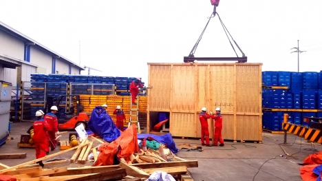 Dịch vụ đóng thùng gỗ vận chuyển hàng hóa tại cảng đình vũ