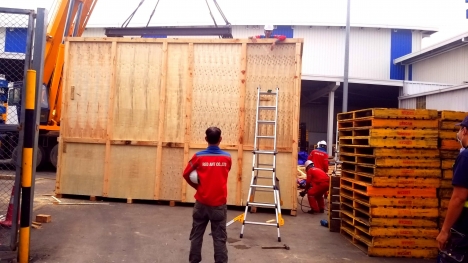 Dịch vụ đóng thùng gỗ vận chuyển hàng hóa tại cảng đình vũ