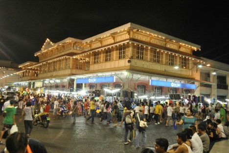 4 khu chợ đêm đẹp nhất Manila