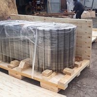 Dịch vụ đóng pallet gỗ chuyển hàng hóa máy móc