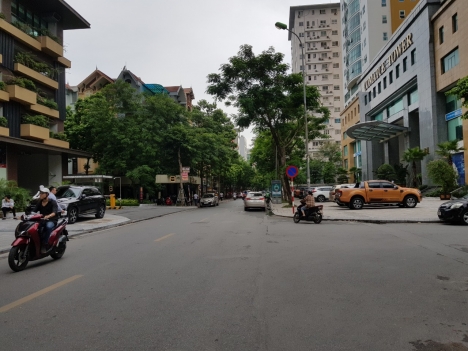 Bán Nhà mặt phố Ngụy Như Kon Tum 100m2, mặt tiền 6m, 21.5 tỷ thương lượng