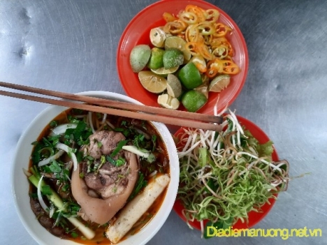 Quán Bún Bò, Mì Quảng Ngon Quận 10