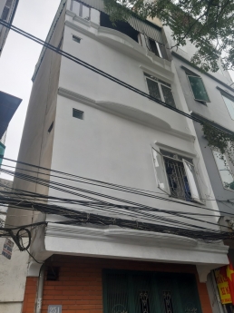 Ngon rẻ!! Nhà mặt phố Nguyễn Khoái- HBT mặt tiền 4.2m!
