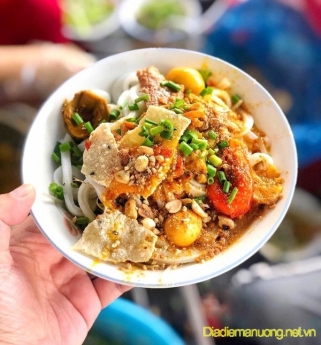 Quán Bún Riêu, Mì Quảng Ngon Tân Bình