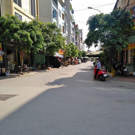 Bán nhà mặt phố Vũ Phạm Hàm, Trung Hòa, Cầu Giấy 145m2 giá 39tỷ