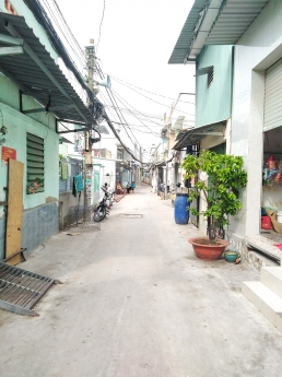 Nhà Đẹp DT lớn hẻm 666 Đường Huỳnh Tấn Phát, Phường Tân Phú, Quận 7