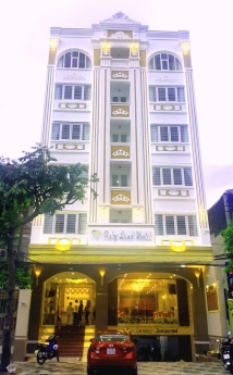 Chủ cần bán gấp tòa nhà CHDV cao cấp Trần Duy Hưng 204m2 mt 9m 8 tầng giá 40 tỷ.