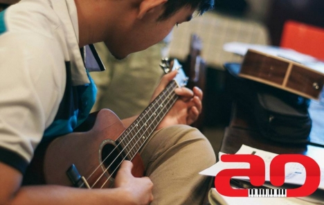 Học đàn ukulele và những lưu ý khi họcc