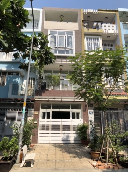 Nhà mới trệt, 2 lầu, ST, MT Đường Số 27 Phường Tân Phong, Quận 7