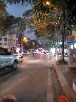 Mp Võng Thị, Tây Hồ. DT 70m2, MT 6m, Kinh doanh sầm uất ngày đêm, tương lai 2 mặt phố.