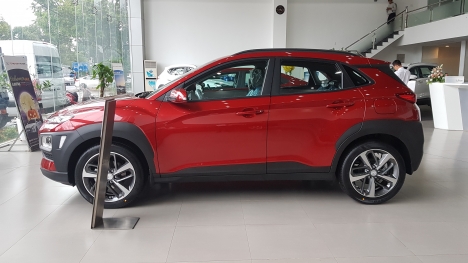 Bán ô tô Hyundai Kona AT đặt biệt 2020, màu đỏ