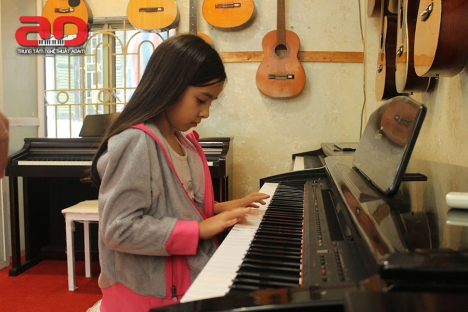 Tìm kiếm gia sư đàn Piano giỏi dạy tại nhà ở đâu?
