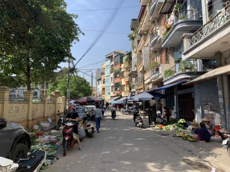 Bán nhà mặt ngõ 104 Nguyễn An Ninh, Hoàng Mai, 2 ô tô tải tránh nhau, kinh doanh sầm uất, 7.7 Tỷ