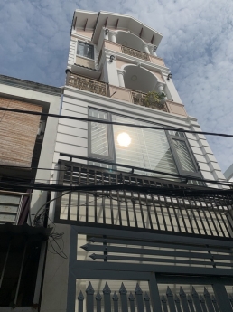 Nhà Phố Đẹp 3 Lầu Mặt Tiền Hẻm 3m Huỳnh Tấn Phát, Phường Phú Thuận, Quận 7