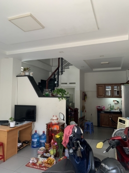 Nhà cần bán gấp tại Nguyễn Văn Săng, Tân Phú