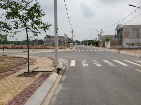 Đất mặt tiền đường  QL13 - Trung tâm hành chính Bàu Bàng
