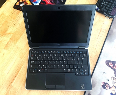 Laptop Dell Latitude E7240 Core i5-4310U Ram 4GB mSSD 128GB VGA ON Màn 12.5 Inch Vỏ Nhôm Đẹp
